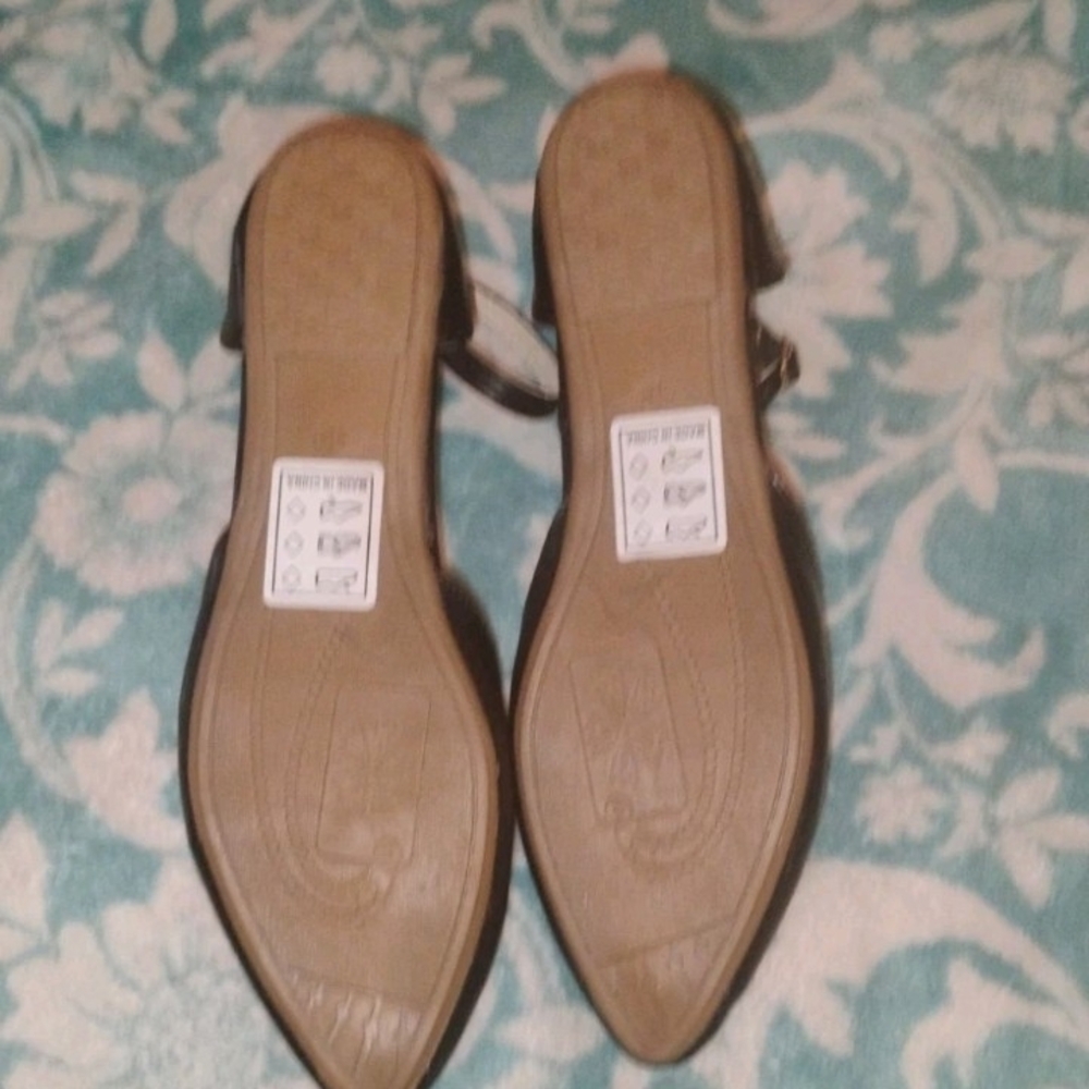 Elegant Black Women's Ankle Strap Flats - Picture 5 of 5